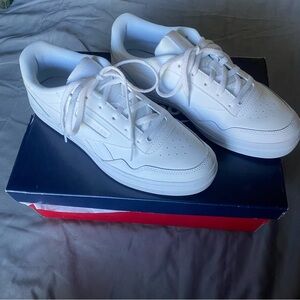 Reebok Women's Club MEMT Sneaker